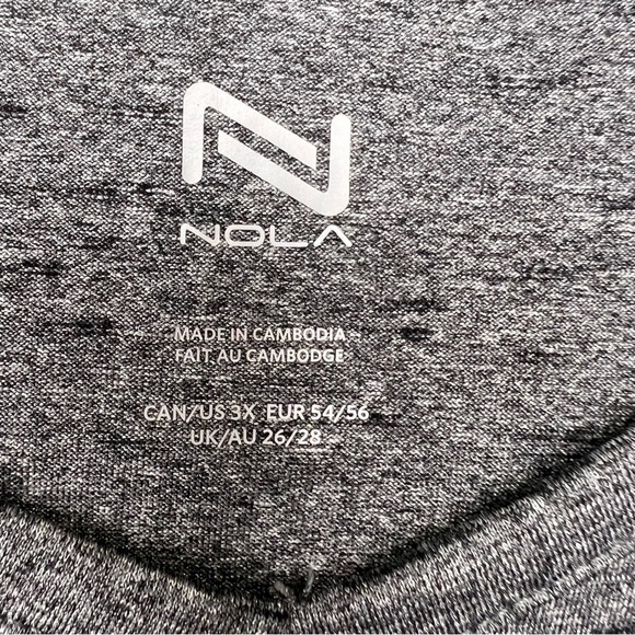 Pennington's Nola Activewear Hi Low Hem Vneck Tshirt - Picture 5 of 8